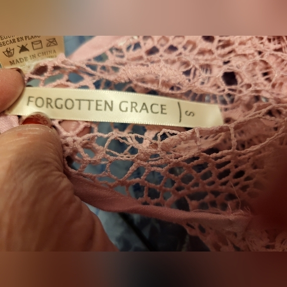Forgotten Grace Small Top rose color NWT RN 93682 - Picture 5 of 11